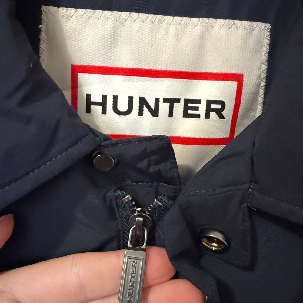 Hunter Men's Dark Blue Raincoat - Picture 3 of 5